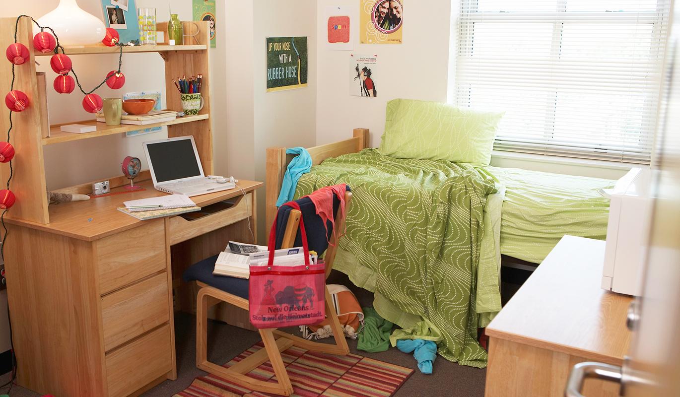 Messy dorm room 