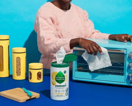 SVG Multi Purpose Cleaning Wipes In-Use