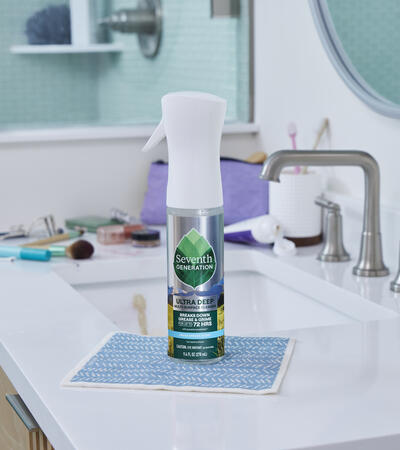 Ultra Deep Clean Fresh Breeze Cleaner